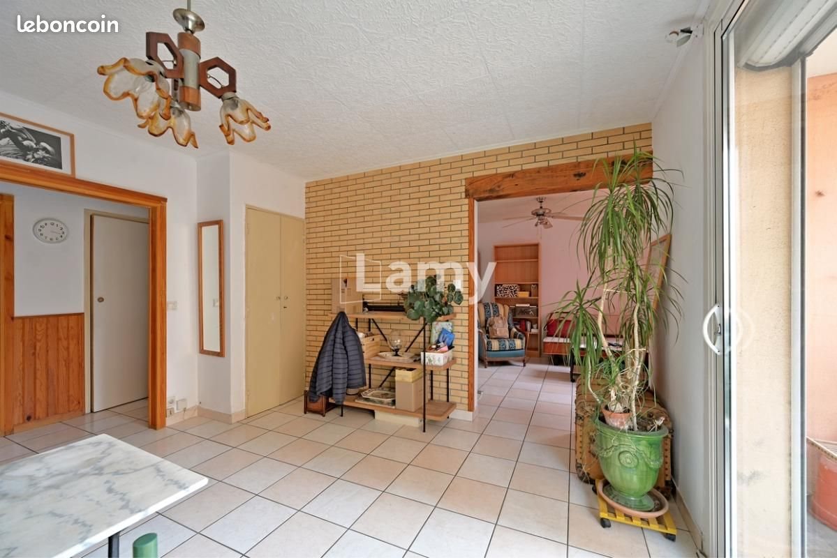 Appartement à vendre, 69m², Nîmes