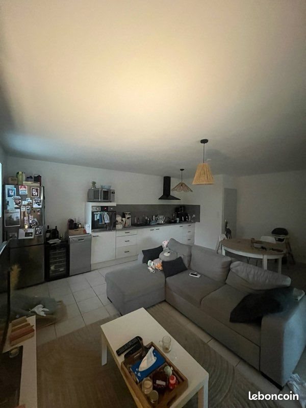 Maison à louer, 80m², Montazels