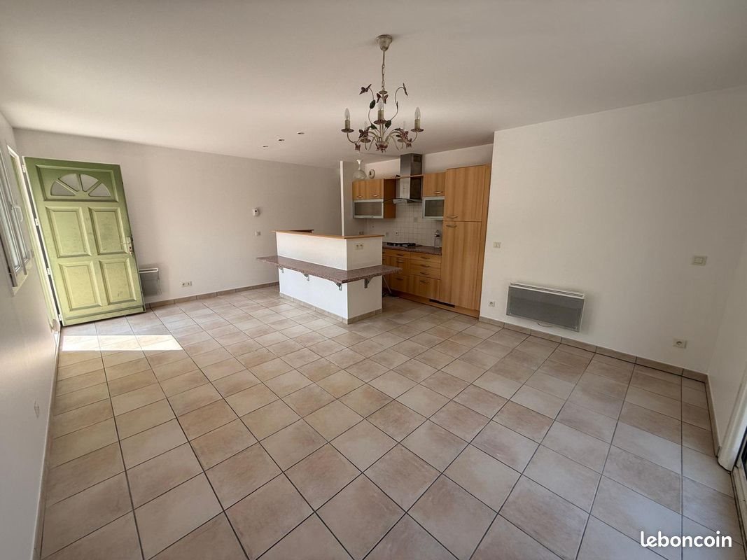 Appartement à louer, 50m², Gometz-le-Châtel