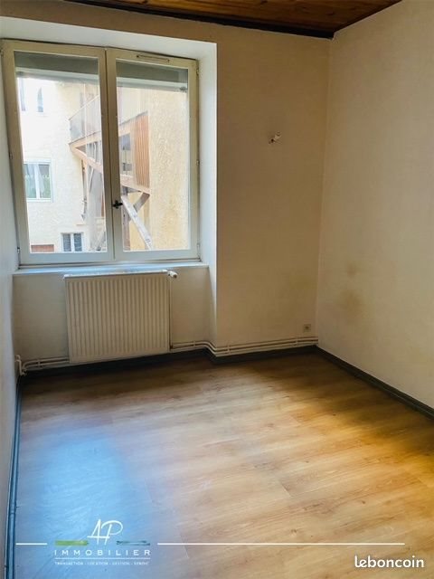 Appartement à louer, 43m², Gray-la-Ville