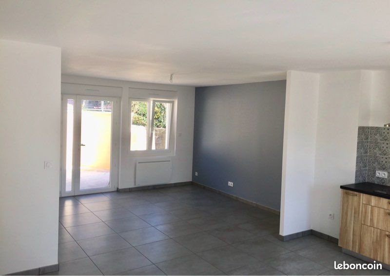 Maison à louer, 80m², Dangé-Saint-Romain