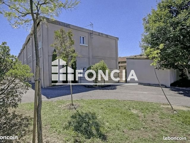 Appartement à louer, 102m², Sathonay-Camp