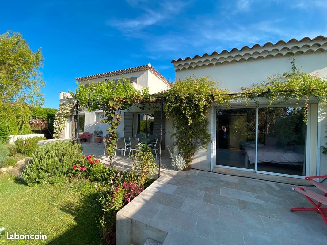 Maison à vendre, 158m², Pélissanne