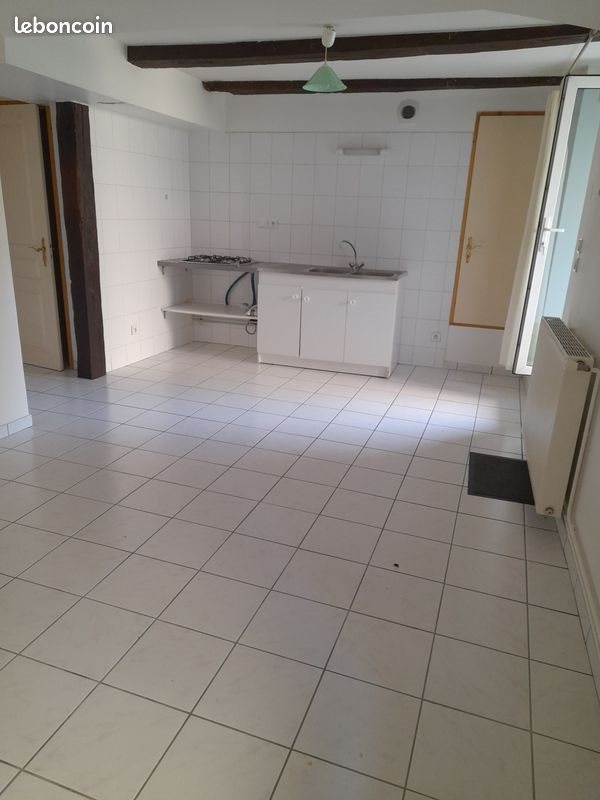 Appartement à louer, 51m², Vaire-Arcier