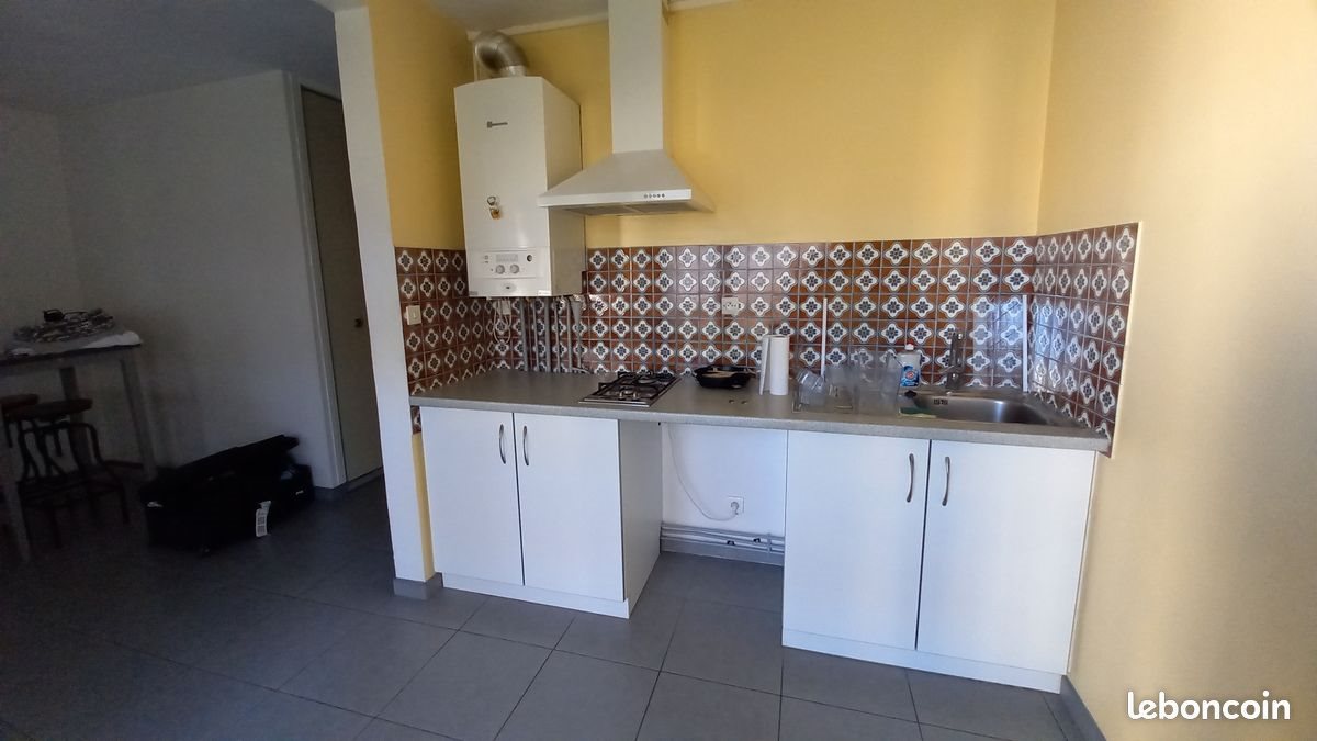 Appartement à louer, 35m², Oloron-Sainte-Marie