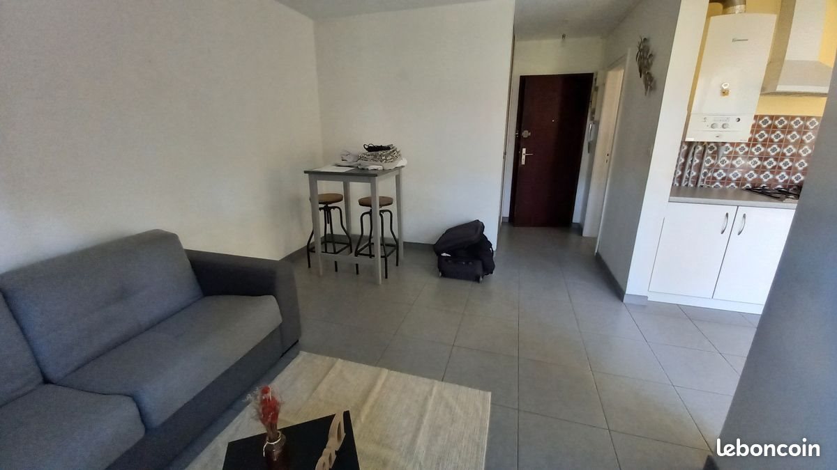 Appartement à louer, 35m², Oloron-Sainte-Marie