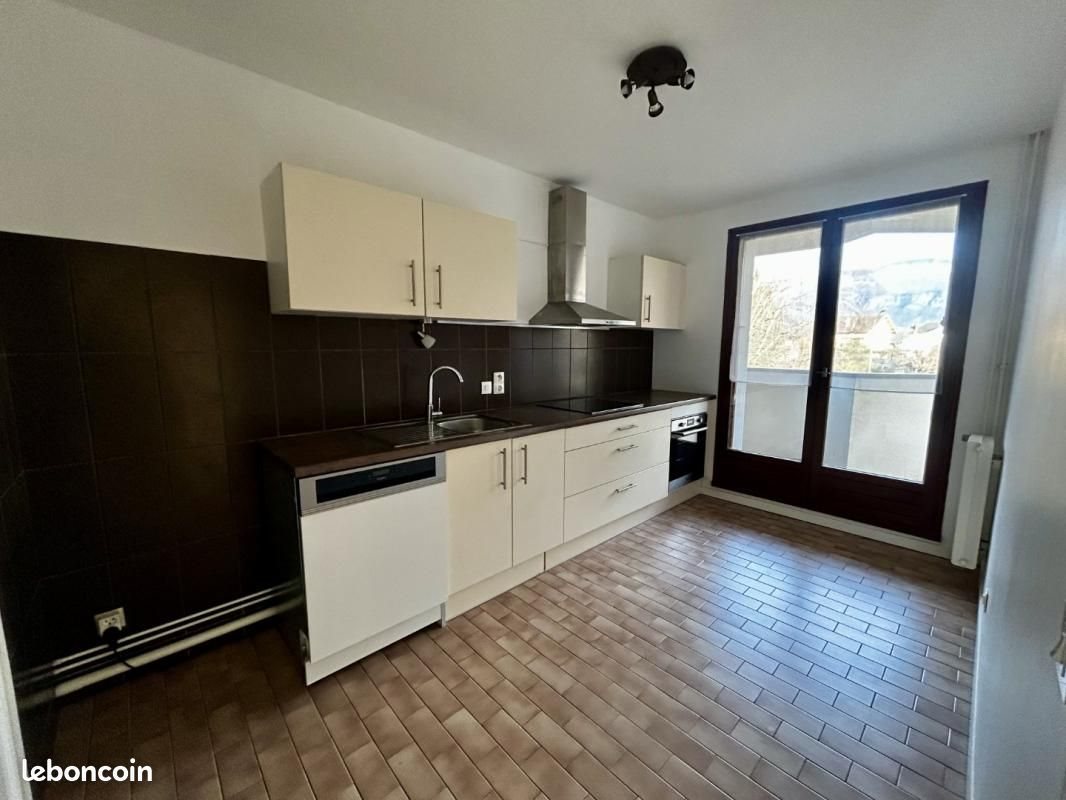 Appartement à louer, 68m², La Motte-Servolex