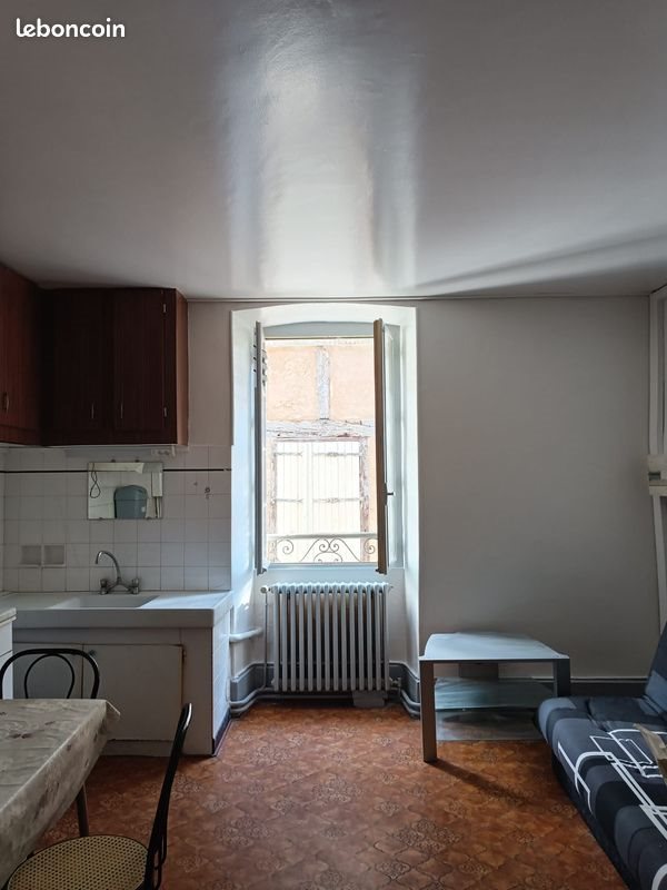 Appartement à louer, 24m², Villefranche-de-Rouergue