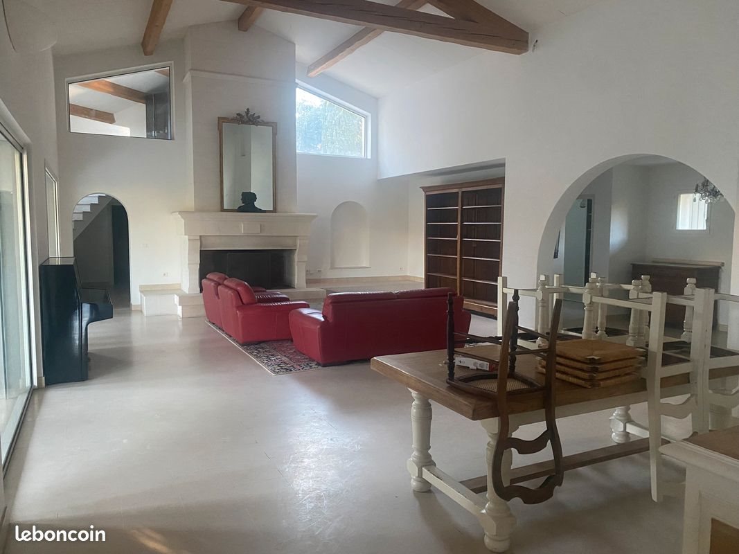 Maison à louer, 232m², Montferrier-sur-Lez