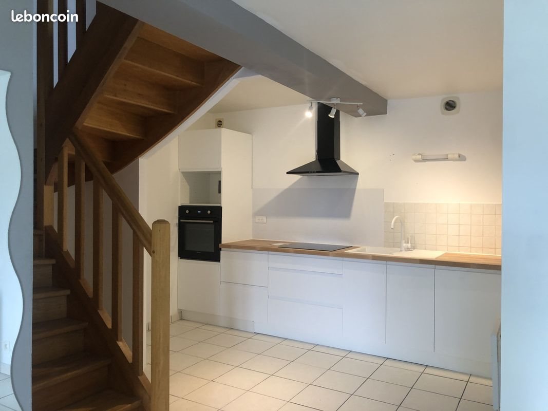 Appartement à louer, 65m², Carhaix-Plouguer