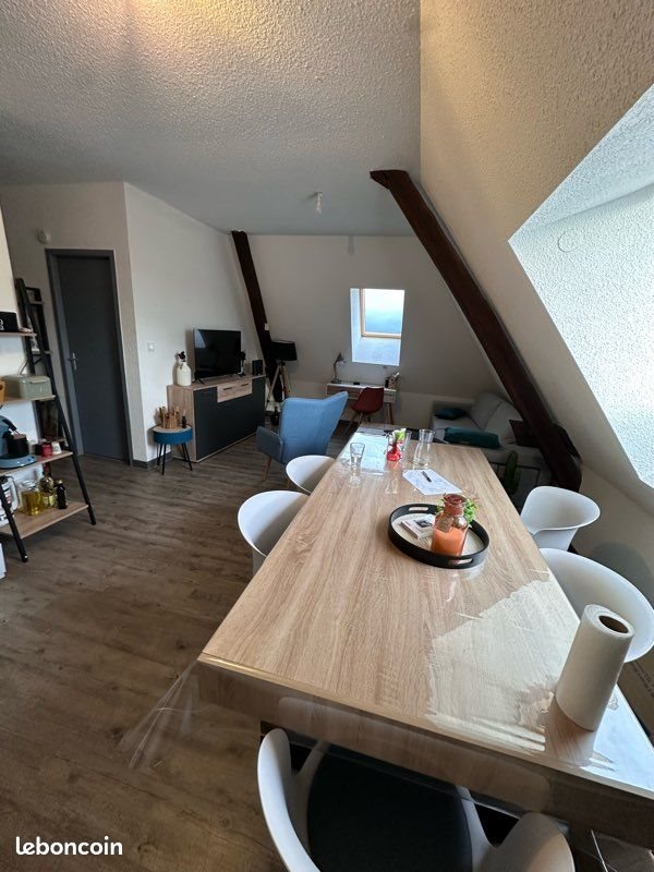 Appartement à louer, 50m², Pouilly-sous-Charlieu