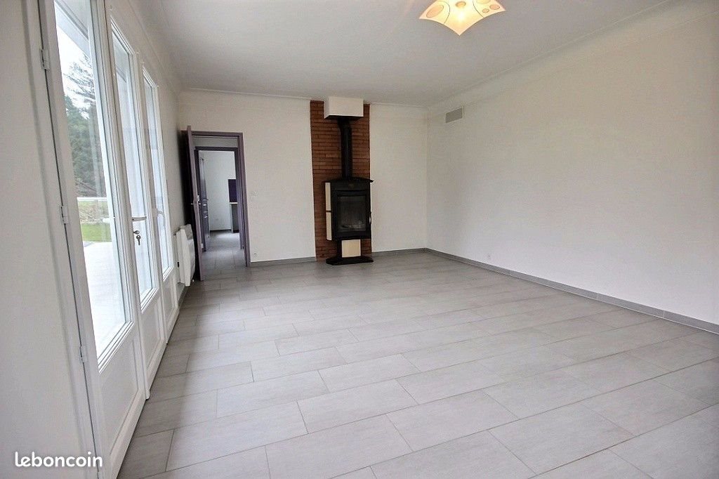 Maison à louer, 107m², Saint-Boès
