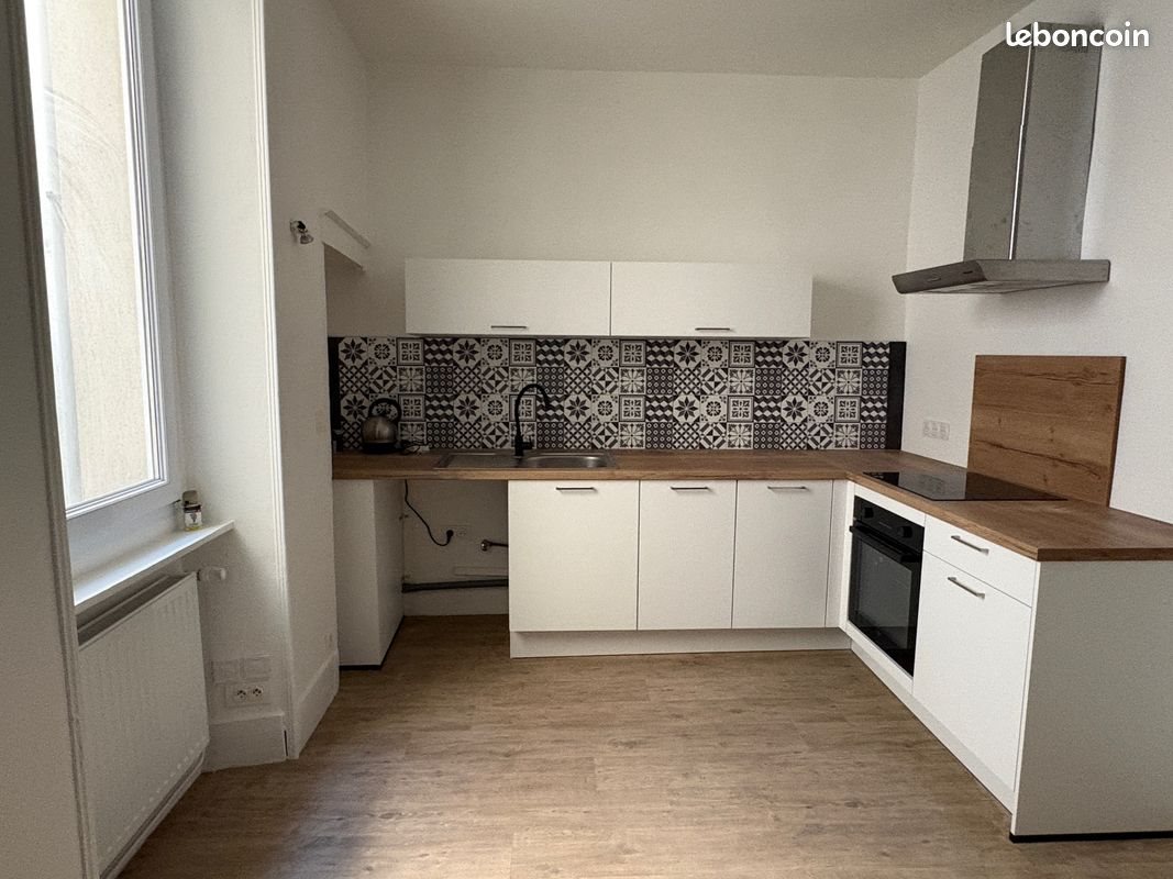 Appartement à louer, 80m², Feurs