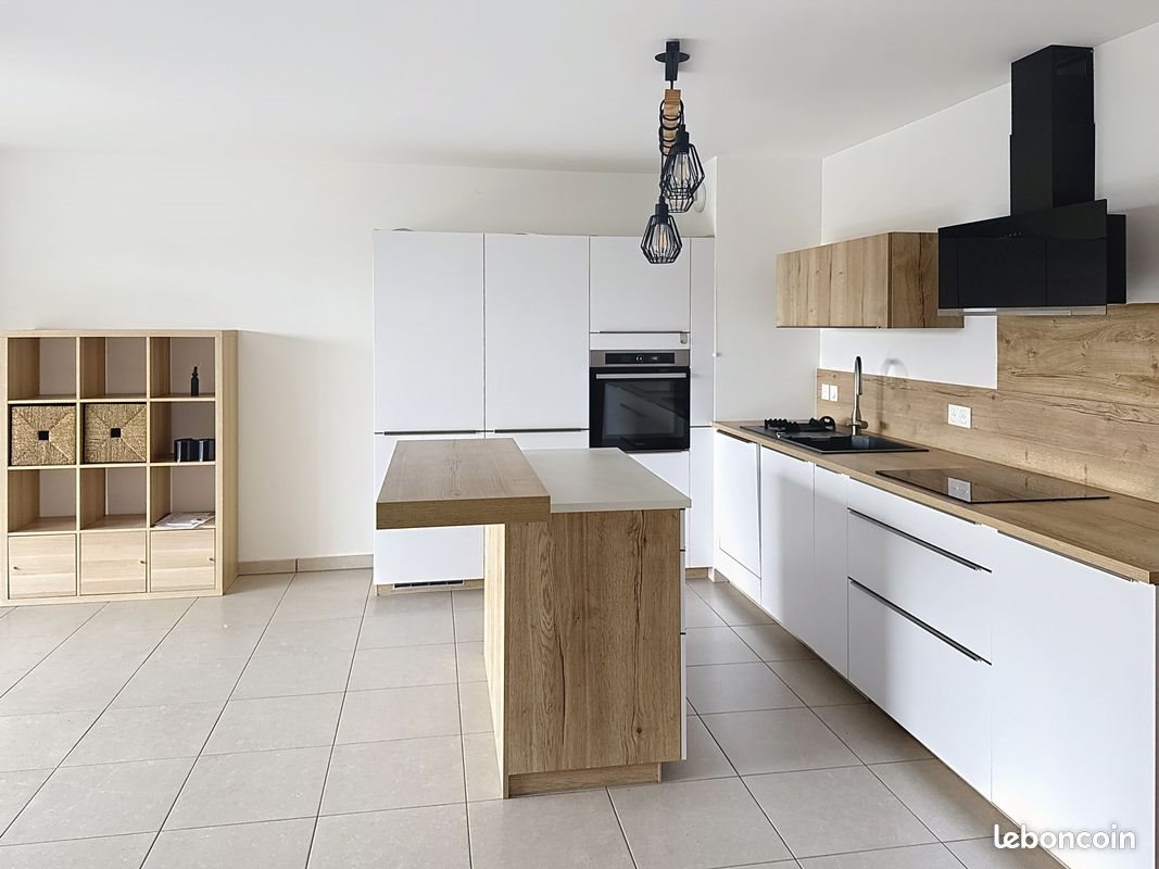 Appartement à louer, 65m², Copponex