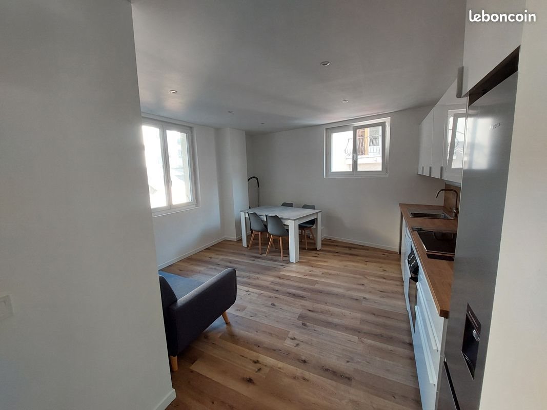 Appartement à louer, 56m², Nice