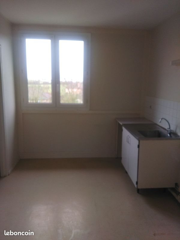 Appartement à louer, 69m², Sées