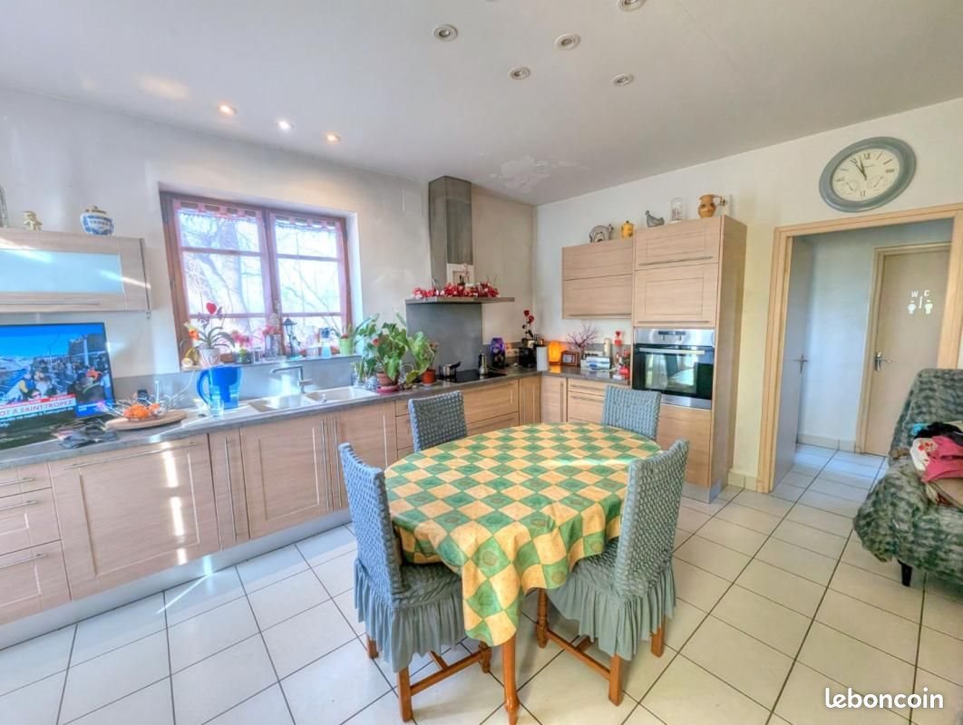 Maison à vendre, 128m², Mâcon