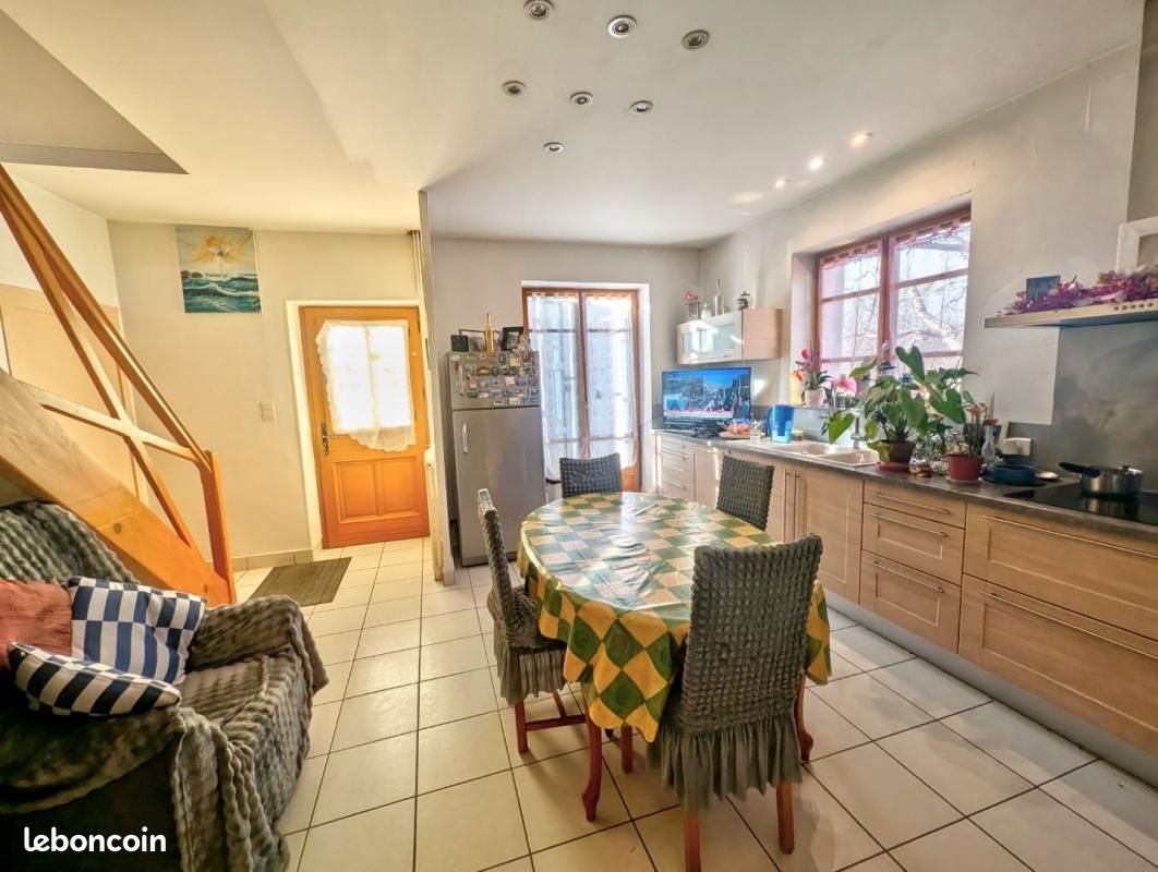 Maison à vendre, 128m², Mâcon