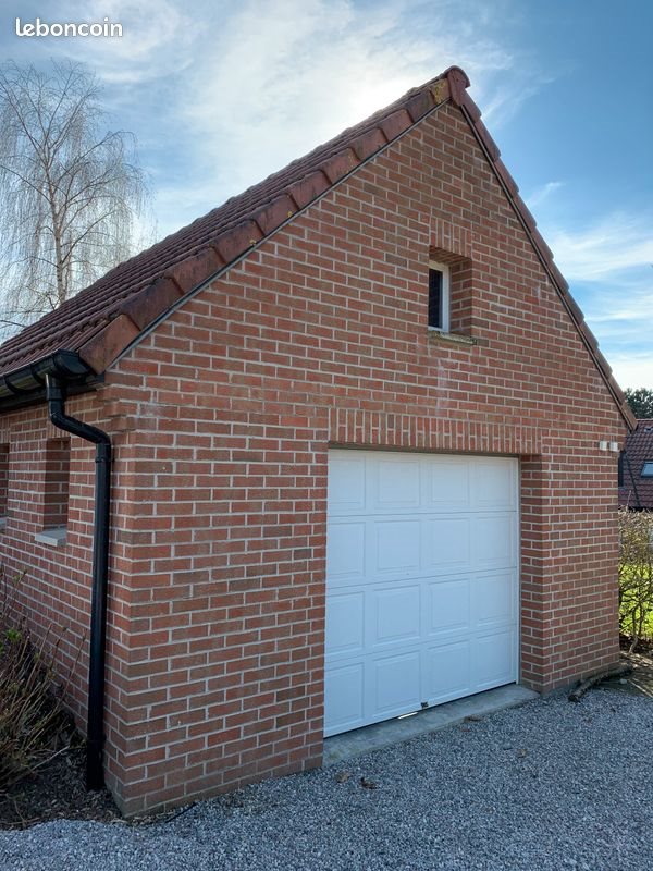 Maison à louer, 170m², Neuville-en-Ferrain