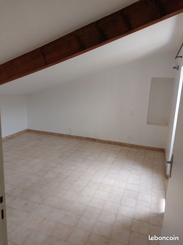 Appartement à louer, 34m², Bollène