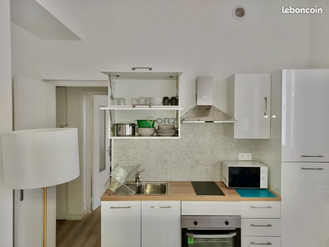 Appartement à louer, 37m², Marseille 3ème