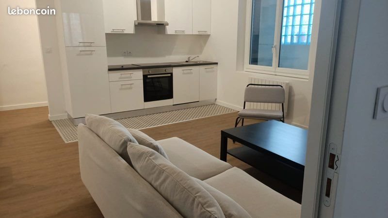 Appartement à louer, 70m², Tartaras