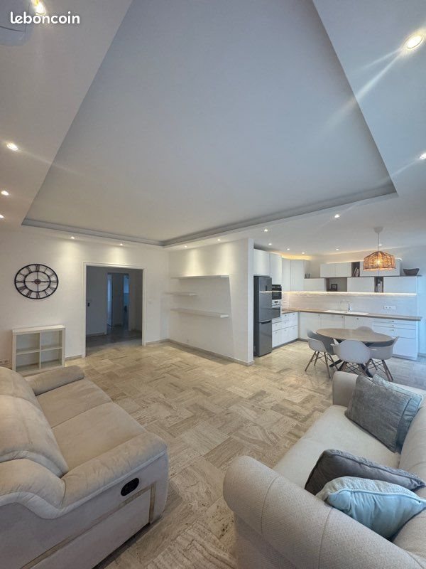 Appartement à louer, 93m², Nice