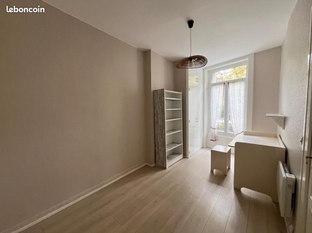 Appartement à louer, 33m², Saint-Etienne