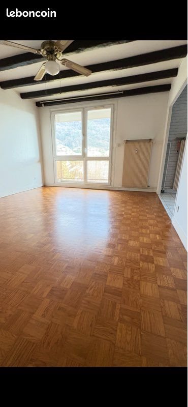 Appartement à louer, 80m², Barby