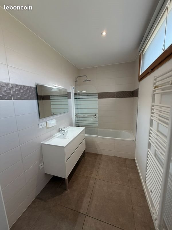 Maison à louer, 85m², Saint-Loubès