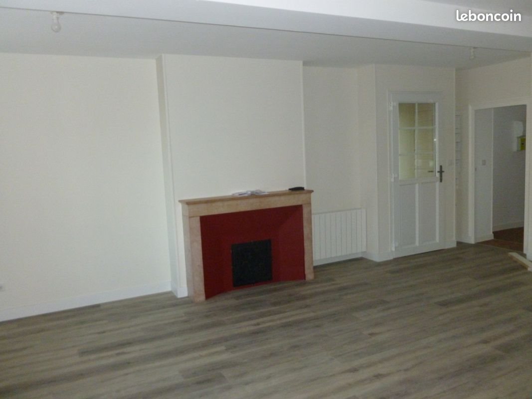 Appartement à louer, 90m², Pierre-de-Bresse