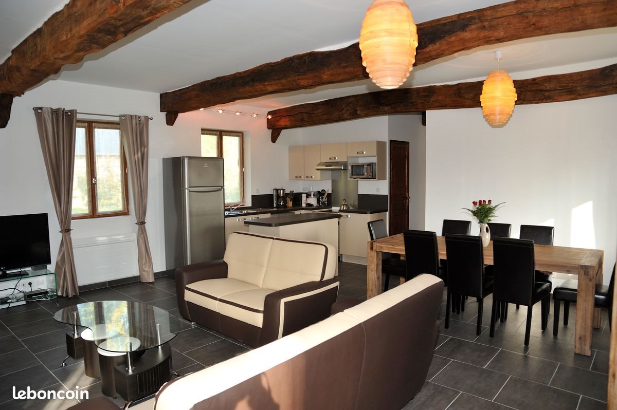 Maison à louer, 170m², Saint-Pierre-le-Viger