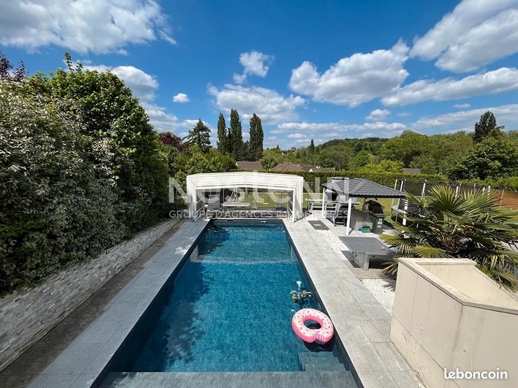 Maison à vendre, 233m², Parmain