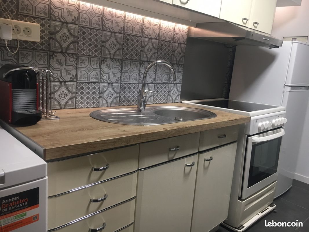 Appartement à louer, 26m², Nîmes