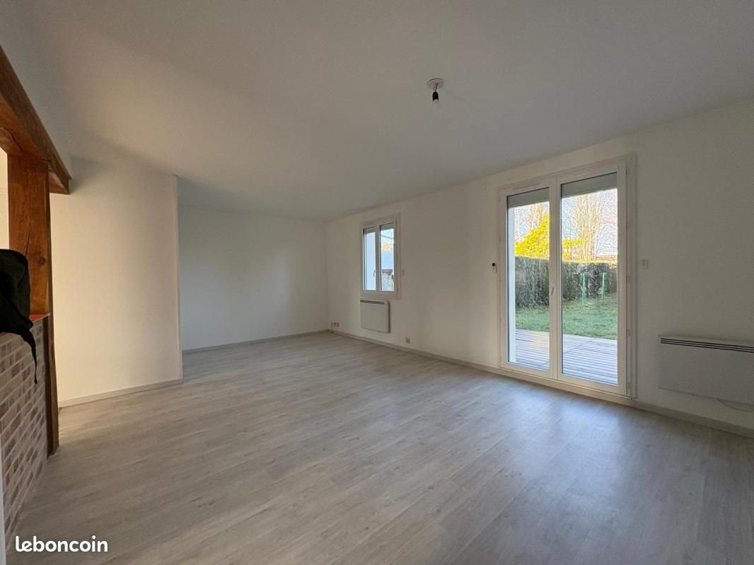 Maison à louer, 91m², Chambray-lès-Tours