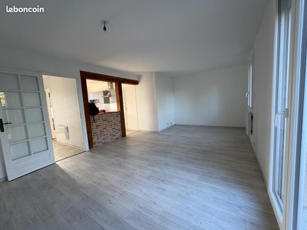 Maison à louer, 91m², Chambray-lès-Tours