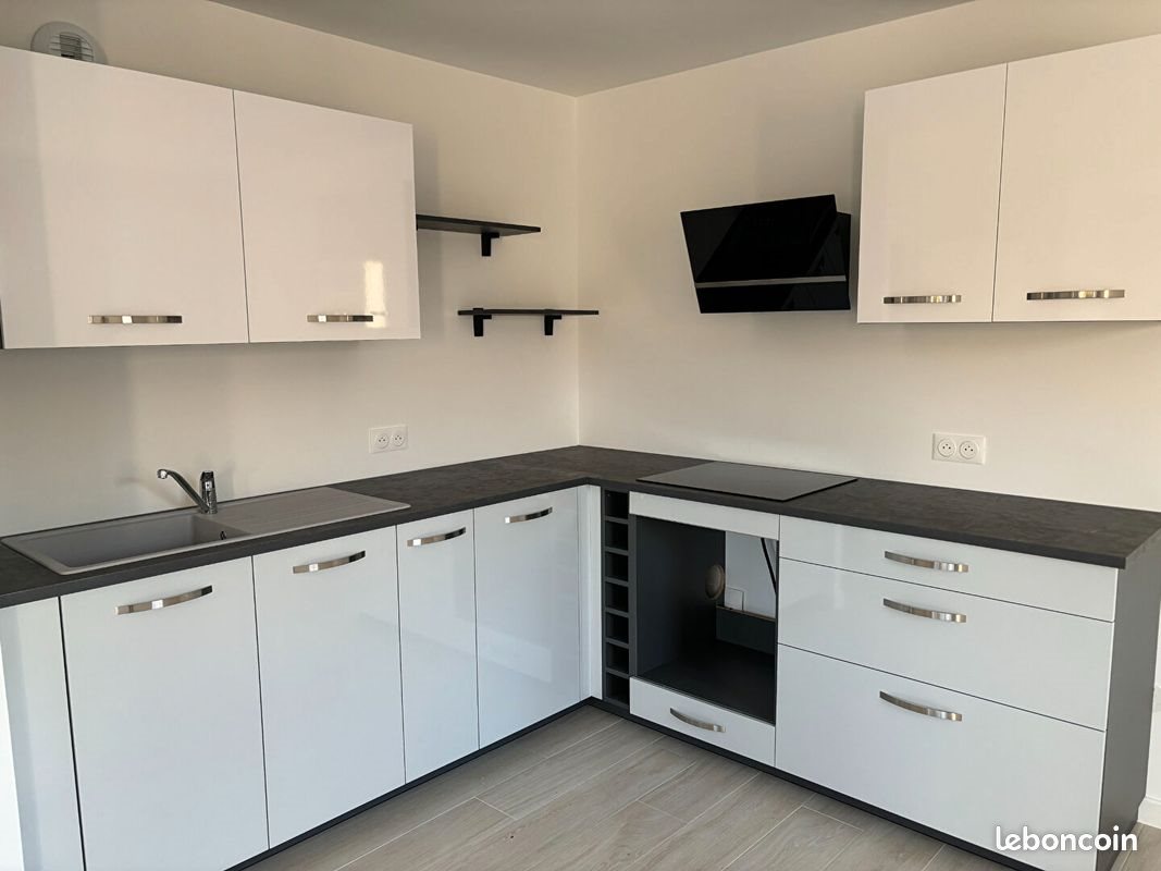 Appartement à louer, 61m², Villeron