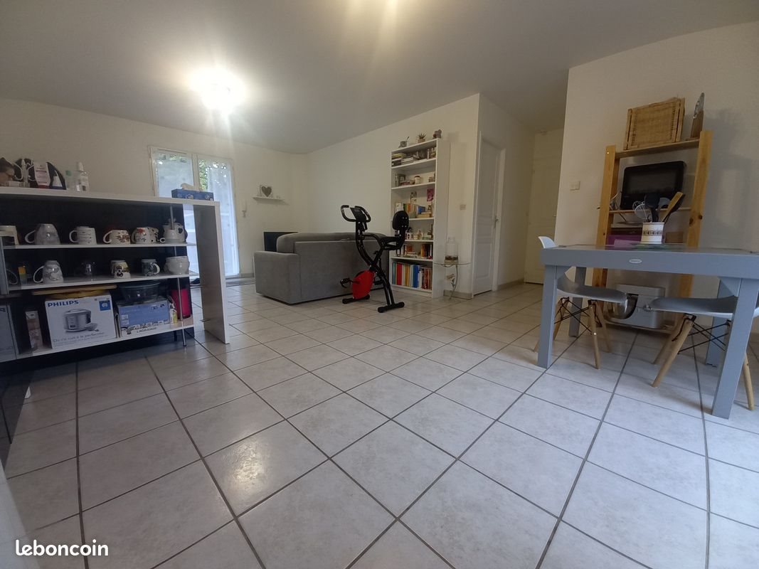 Appartement à louer, 51m², Saint-Bonnet-de-Mure