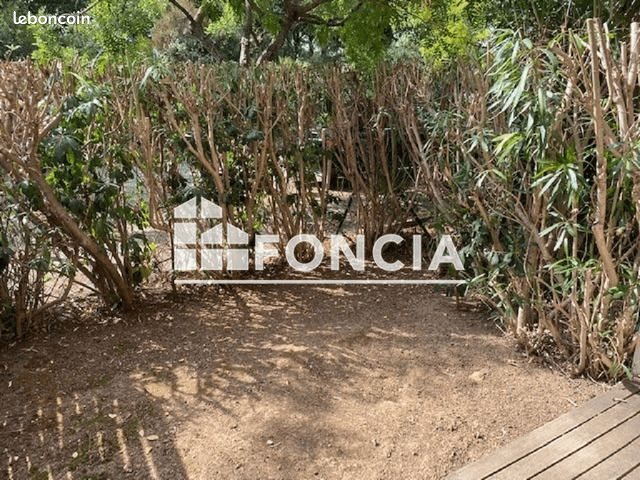 Appartement à louer, 17m², Valbonne