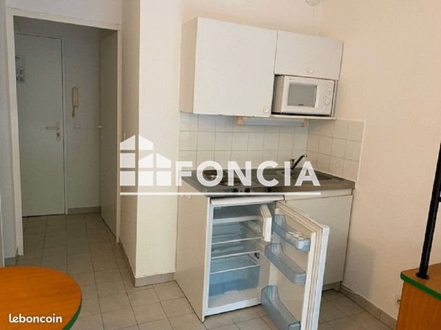 Appartement à louer, 17m², Valbonne