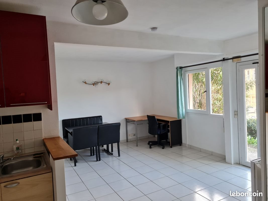 Appartement à louer, 31m², Vallauris