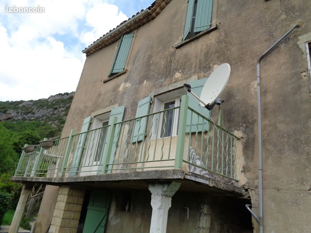 Maison à louer, 70m², Monieux