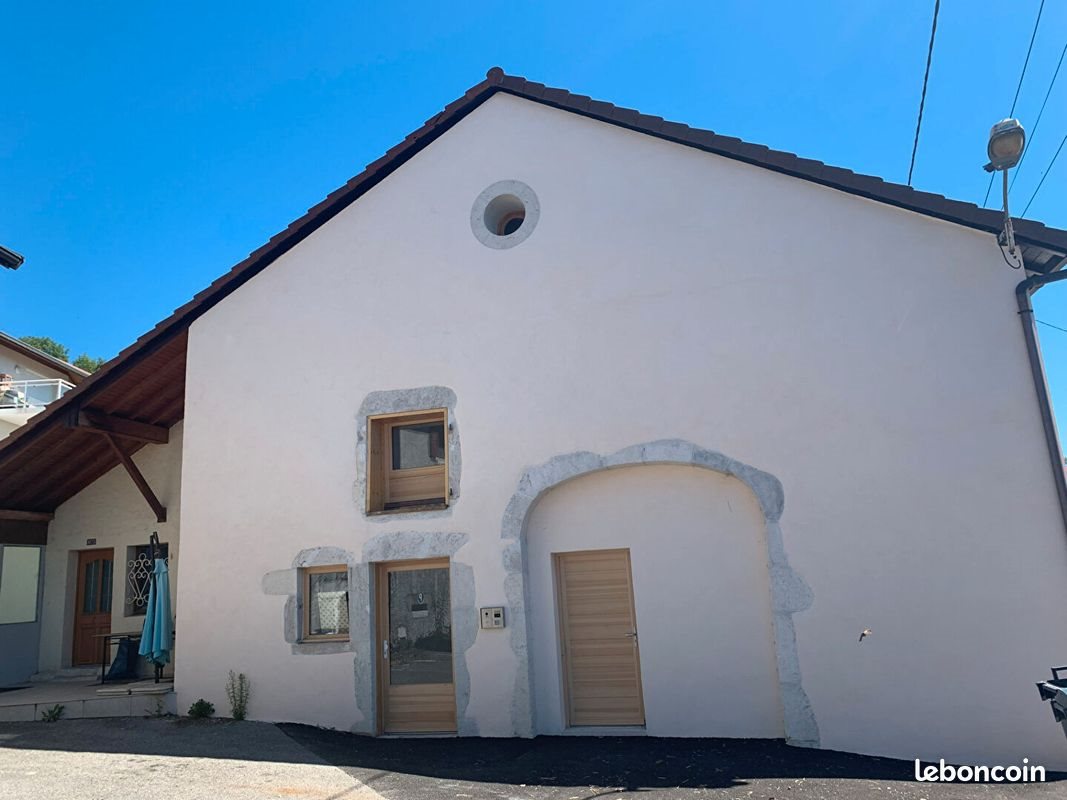 Appartement à louer, 59m², Péron