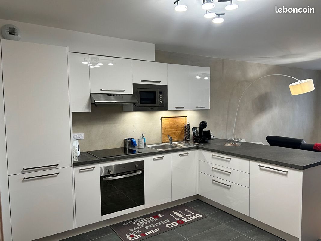 Appartement à louer, 59m², Péron