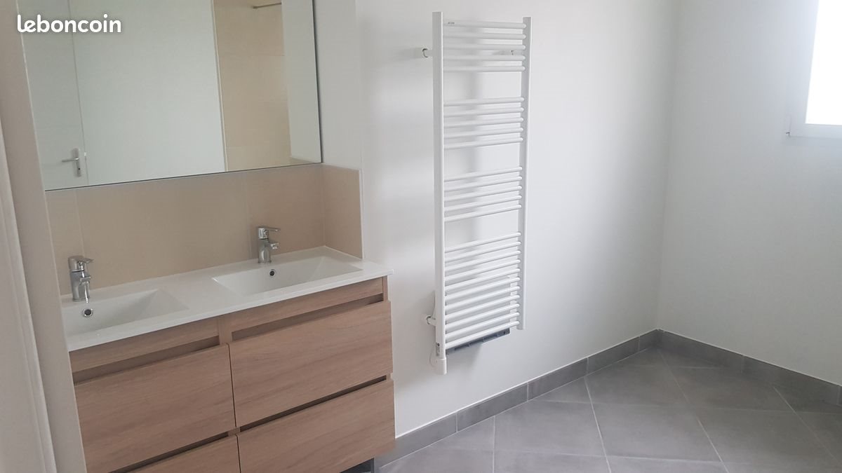 Maison à louer, 94m², Andrest