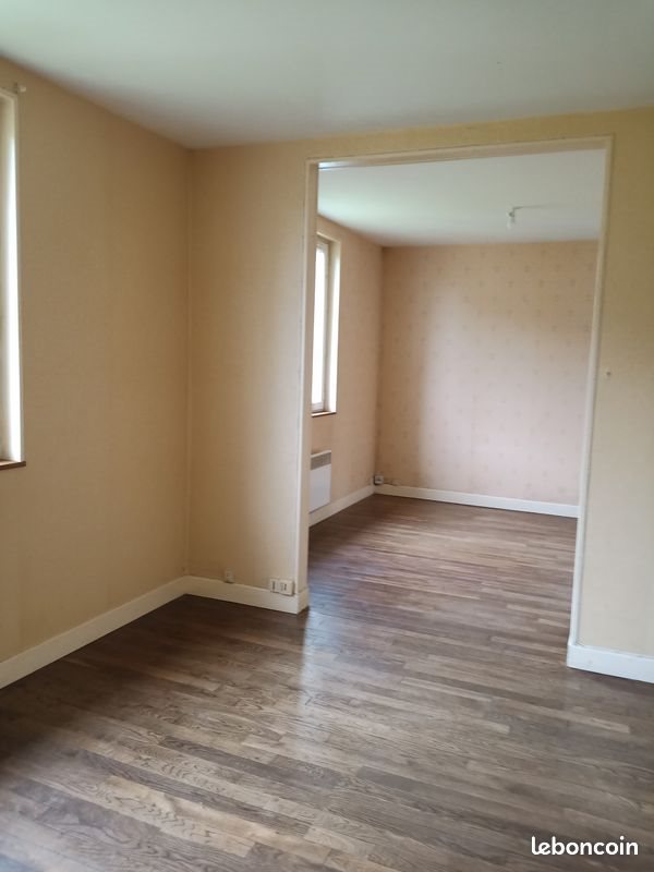 Maison à louer, 70m², Sardent