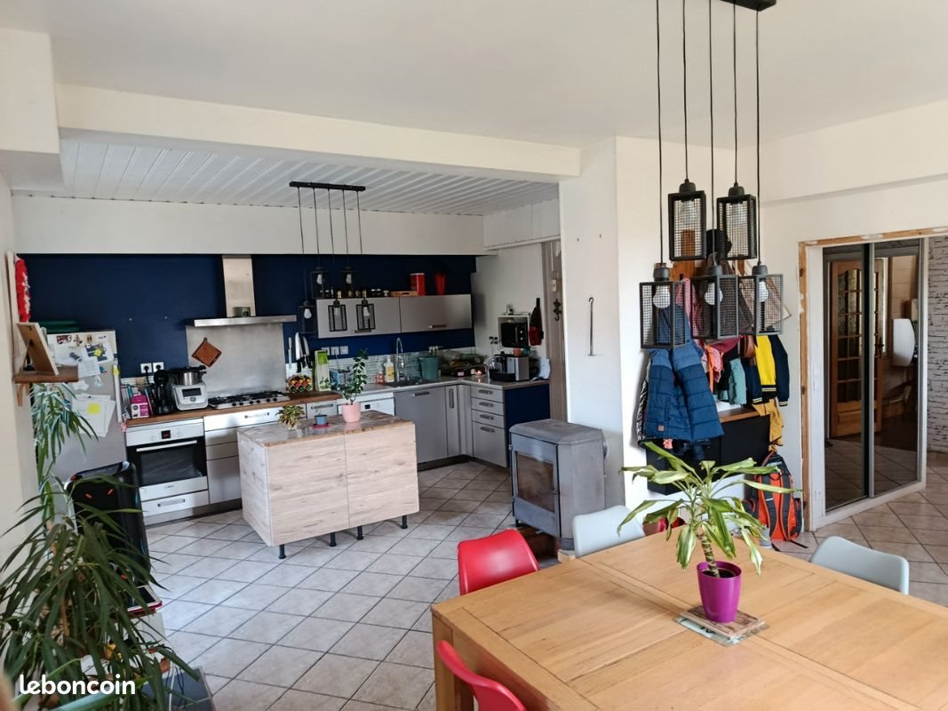 Maison à vendre, 510m², Larrivoire