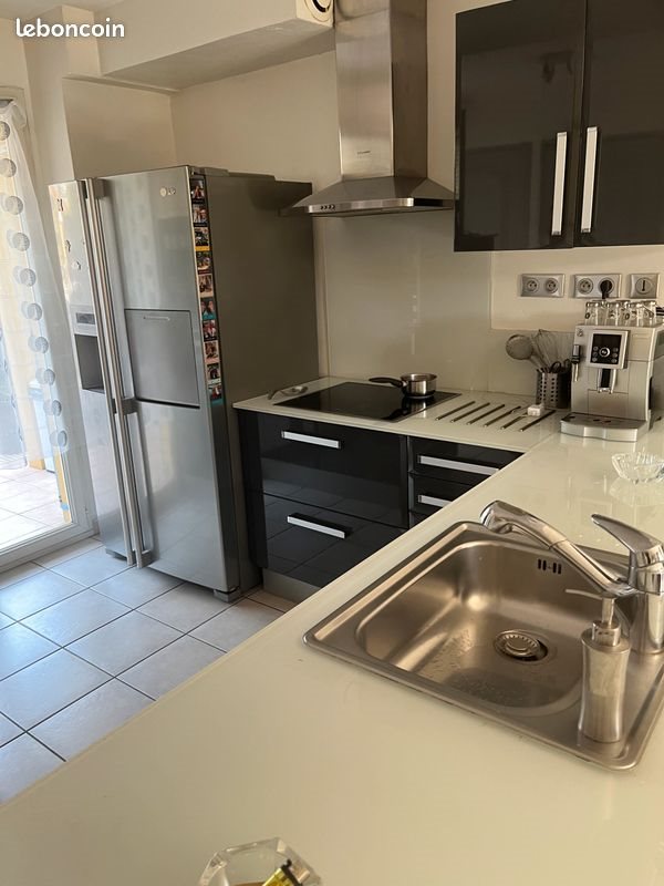 Maison à louer, 80m², Fréjus