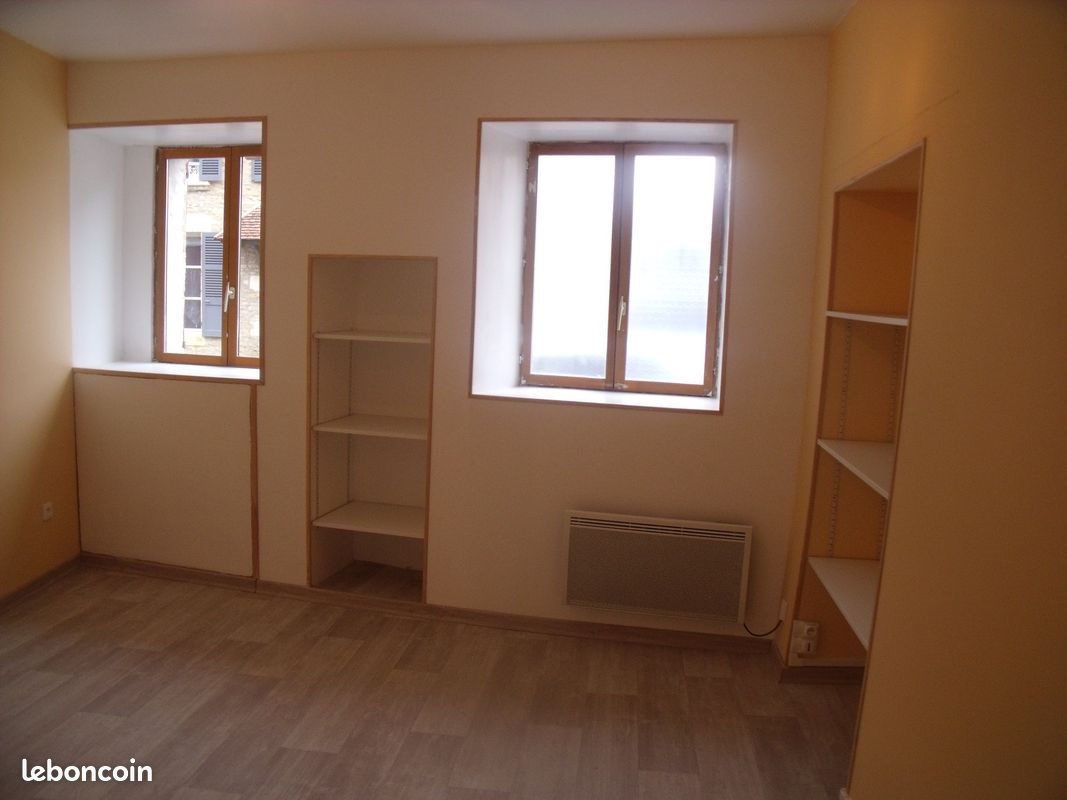 Appartement à louer, 70m², Lucy-le-Bois