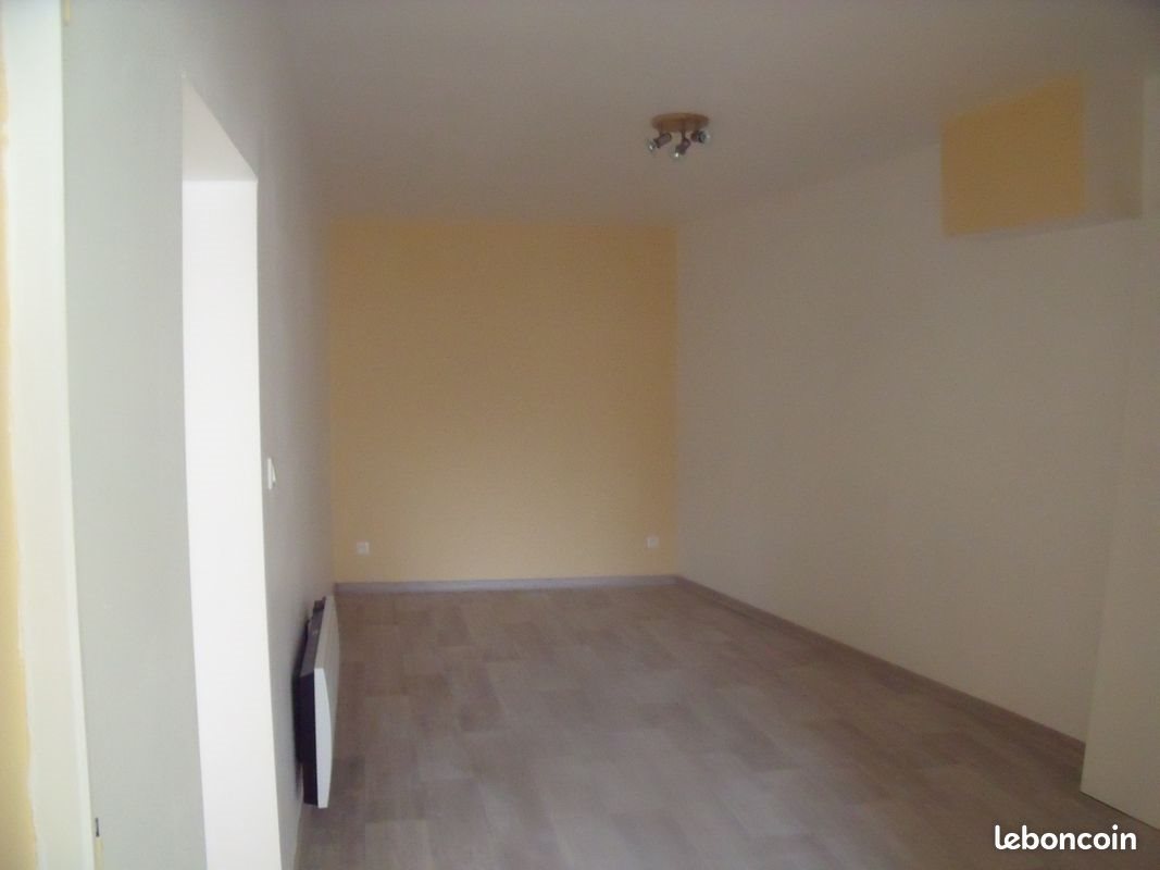 Appartement à louer, 70m², Lucy-le-Bois